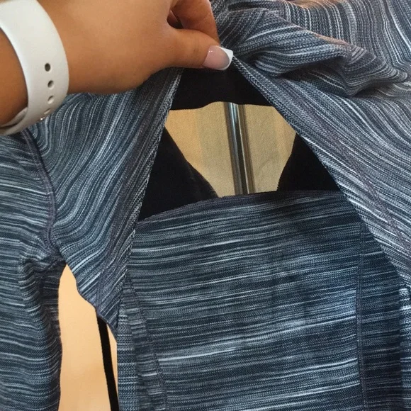 Lululemon Zip-Up Hoodie - Picture 4 of 4